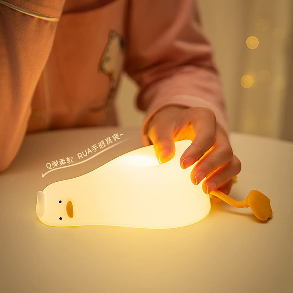 Liqmin Duck Night Light squishy duck design adds charm to nursery