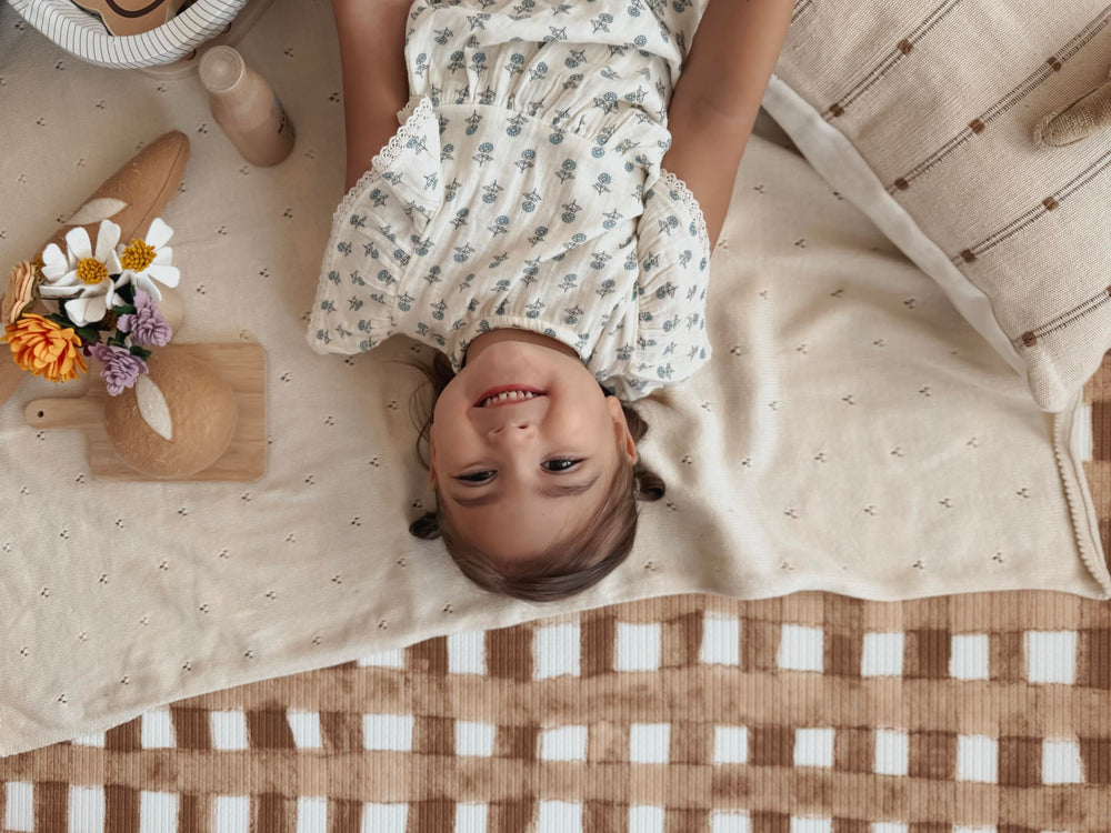 Little Bot Ofie Mat easy cleaning and roll up for compact storage