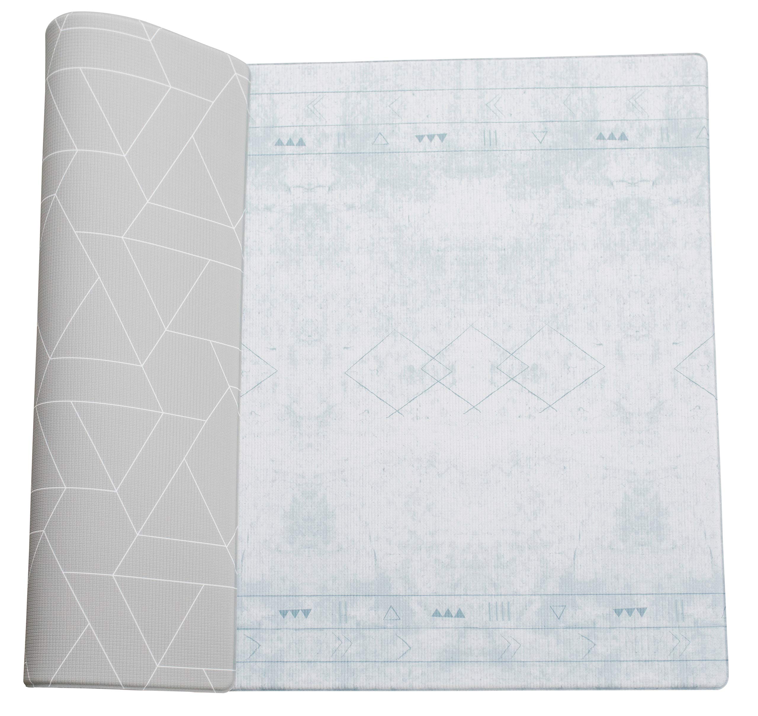 LITTLE Bot Ofie mat close-up reveals a soft-touch surface for gentle baby play