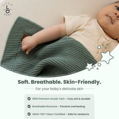 Little Dedi Alina blanket green on crib, breathable comfort for newborns.