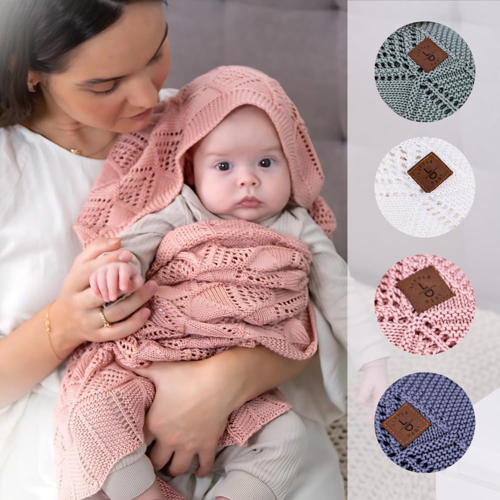 Little Dedi moisture-wicking fibers keep baby dry during naps and play
