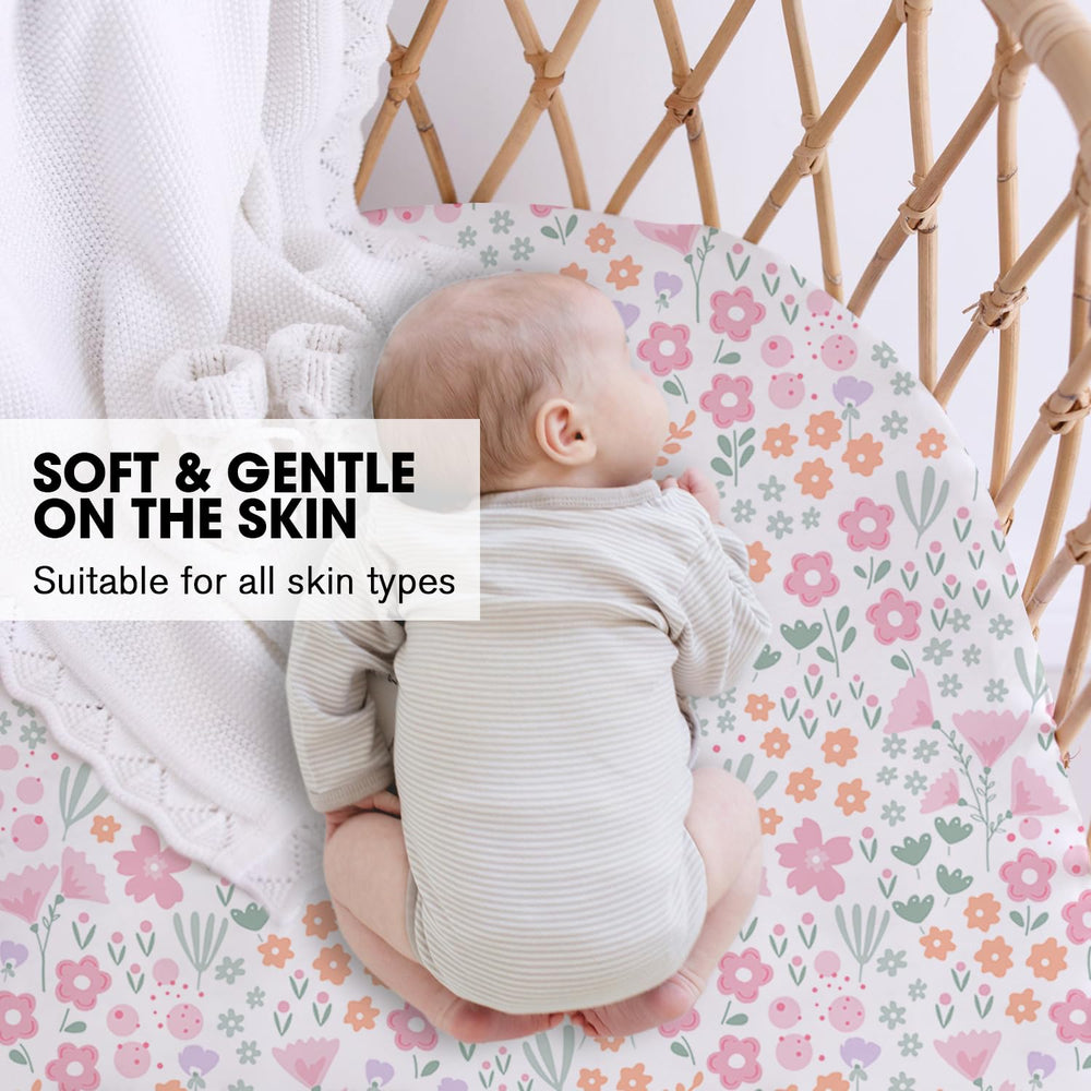 360° elastic fit keeps sheet in place for active sleepers and quiet nights.