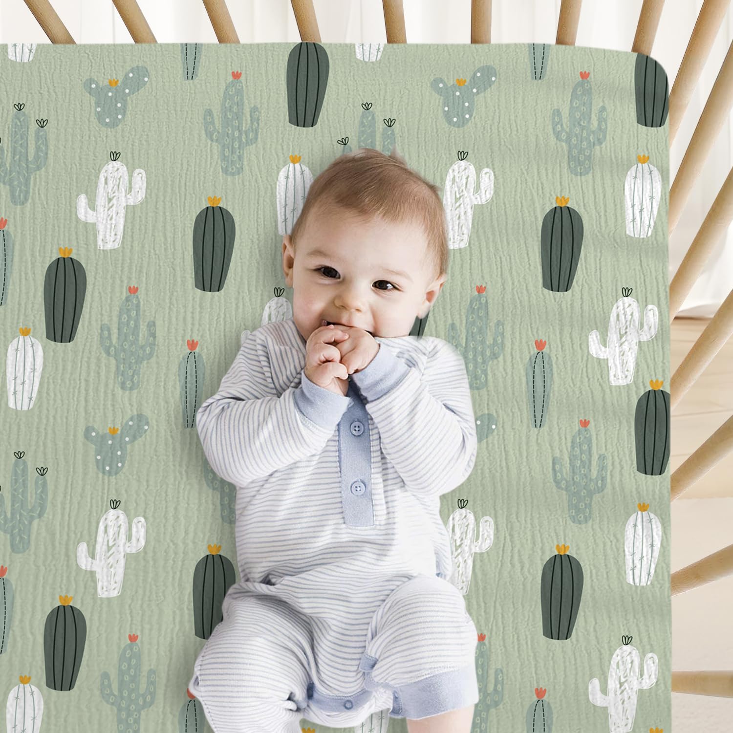 Little Grape Land muslin sheets 8-inch deep pocket provides secure pocket around mattress.