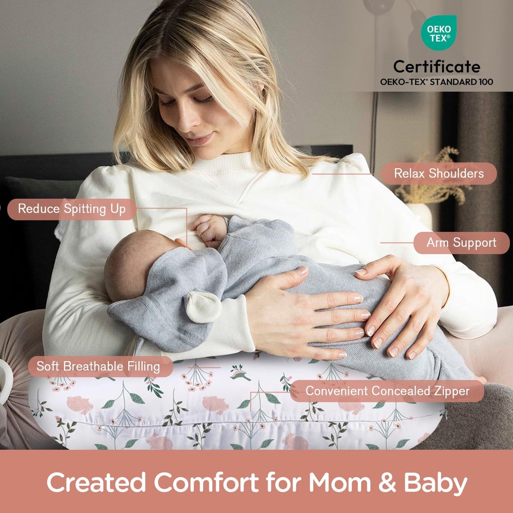Little Grape Land ergonomic nursing-pillow demonstrates optimal height for comfortable feeding