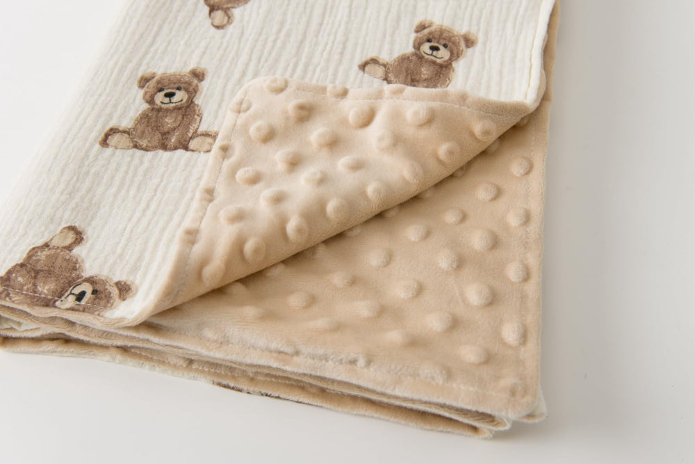 Little Jump blanket stroller use provides on-the-go warmth