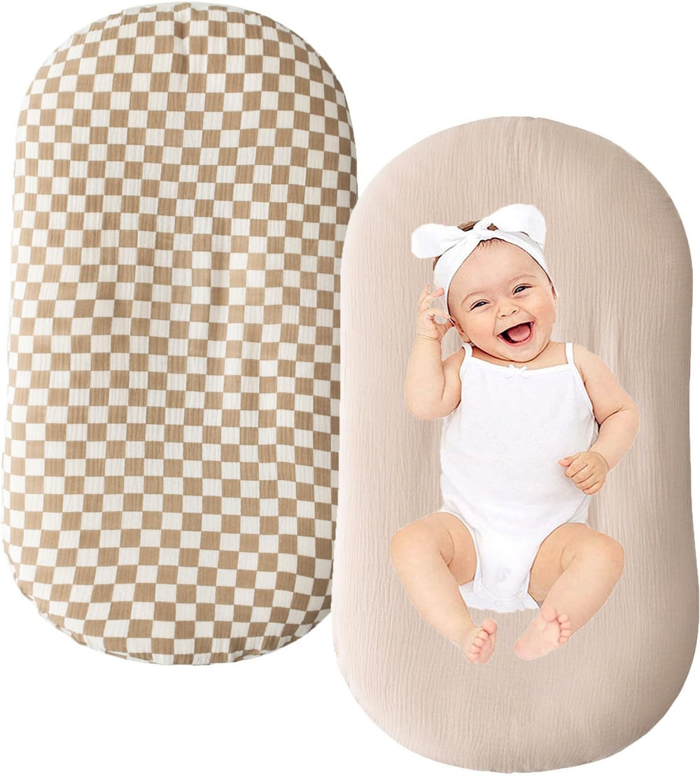 Little Jump checkered lounger cover on soft cotton, gentle for delicate newborn skin