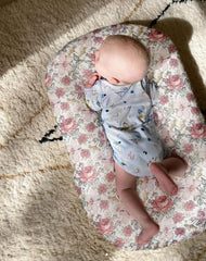 Little Jump envelope-closure design lounger cover stays secure without a zipper for easy on-off.