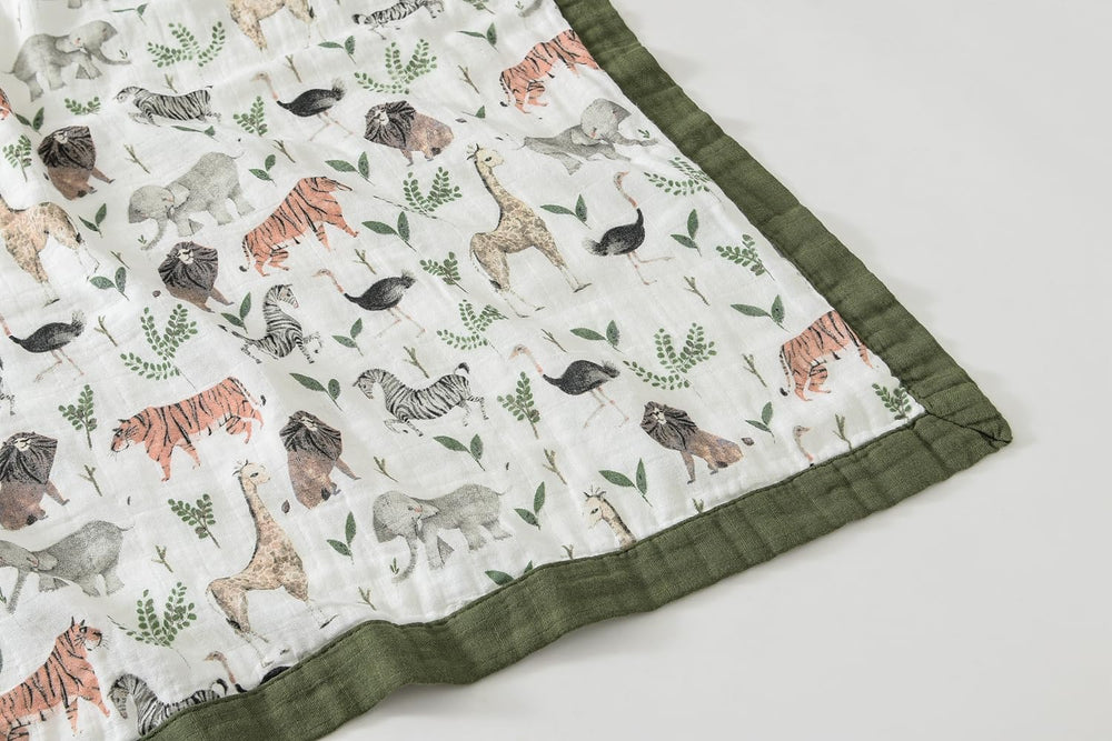 Little Jump Muslin Quilt care instructions image demonstrates easy maintenance