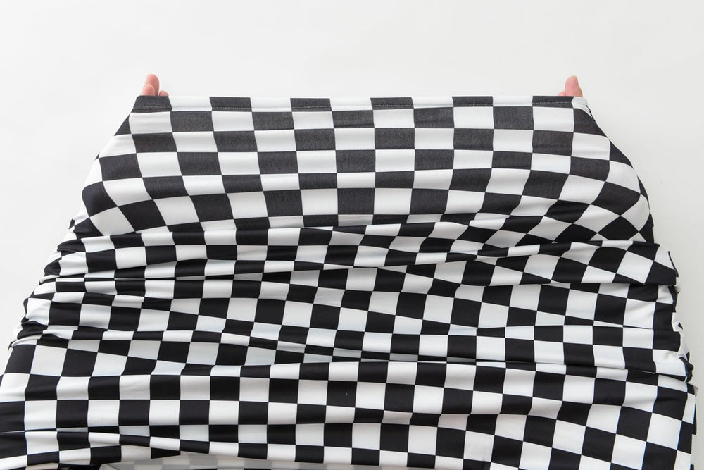 Little Jump privacy nursing cover offers discreet feeding in public spaces.