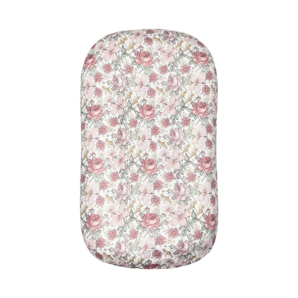 Little Jump breathable soft-stretch fabric lounger cover supports gentle, cozy moments during feeds.