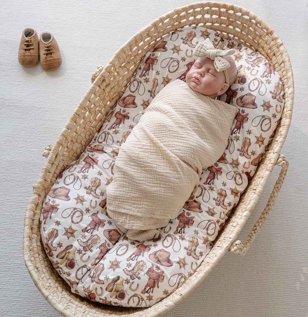 Little Jump stretchy-soft fabric cover delivers breathable, snug feel for nursing and cuddling