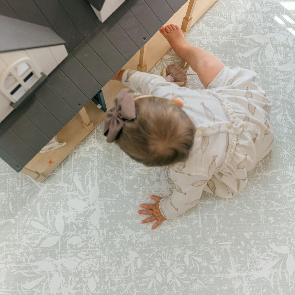 Little Landings Eden area ready for tummy time and crawling.