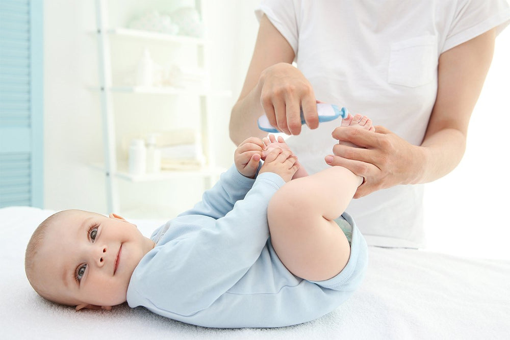 Little Martin's Drawer baby nail trimmer rotation options support comfortable clipping.