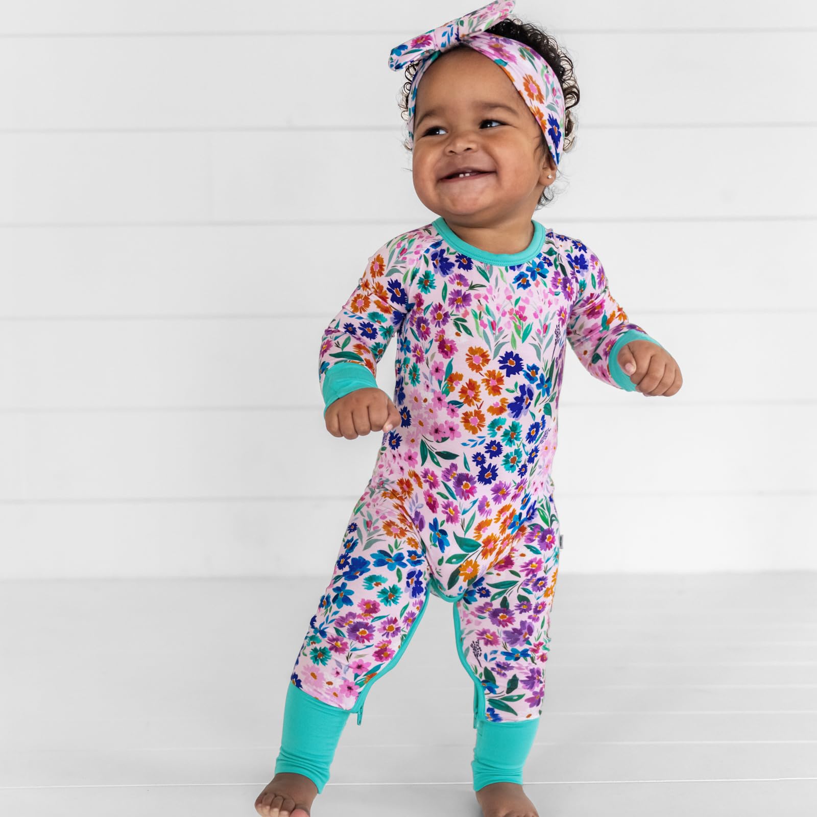 Little Sleepies Luxe Bow Headband Sweet Pea adjustable tie-front for gentle, versatile styling.