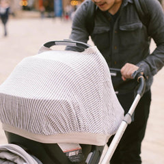 Little Unicorn elastic stretch-band ensures a secure fit on most seats.