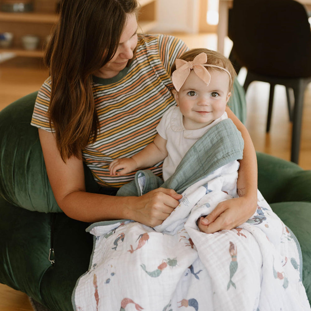 Little Unicorn mermaids design appeals to toddlers and parents seeking cozy sleep textures.
