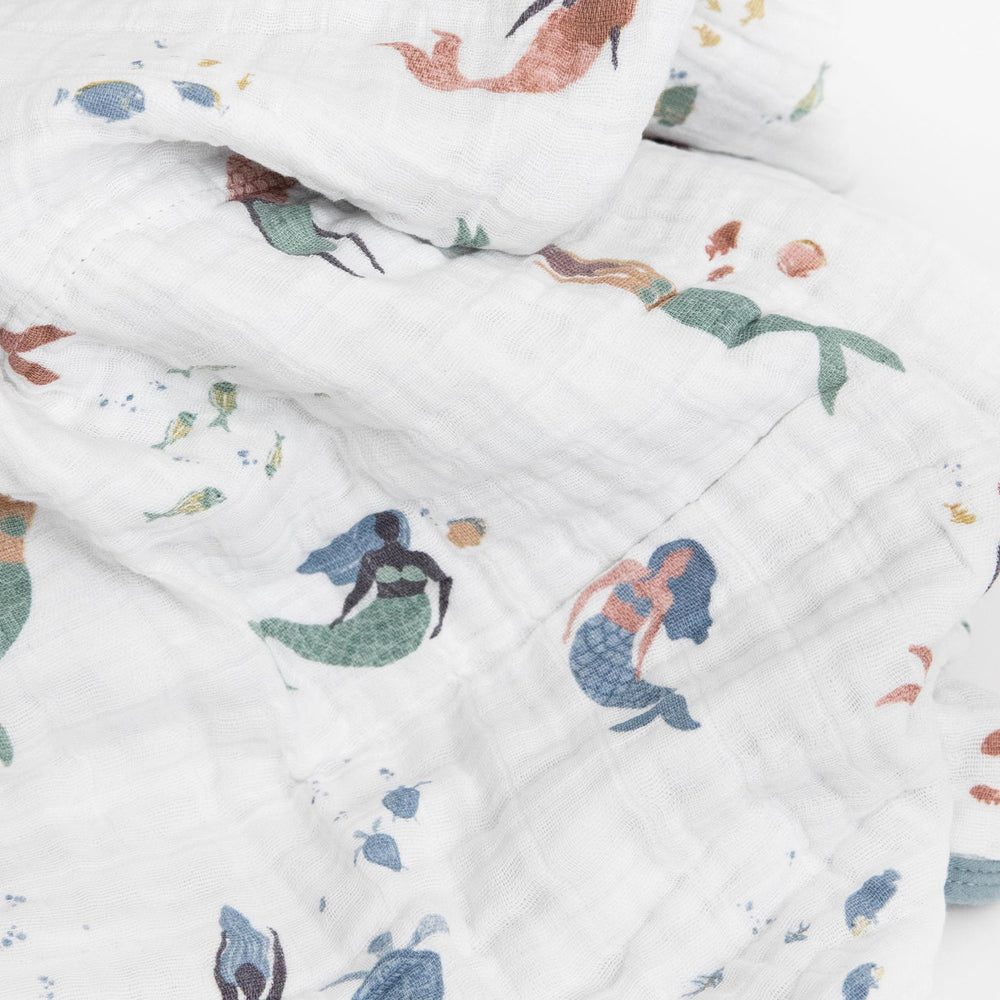 Little Unicorn mermaids print creates durable colorfast design that won't fade after washing.