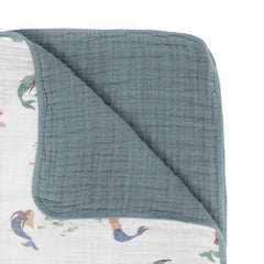 Little Unicorn original quilt lightweight and portable for home, car, and travel.