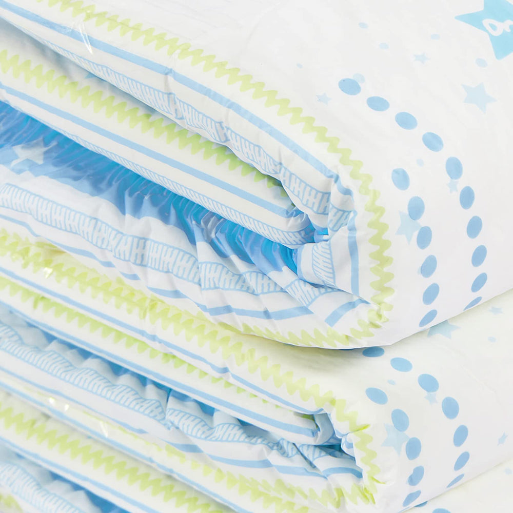 Littleforbig four tapes allow adjustable, secure fit throughout the day.