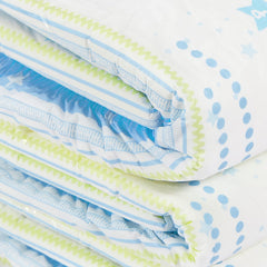 Littleforbig four tapes allow adjustable, secure fit throughout the day.
