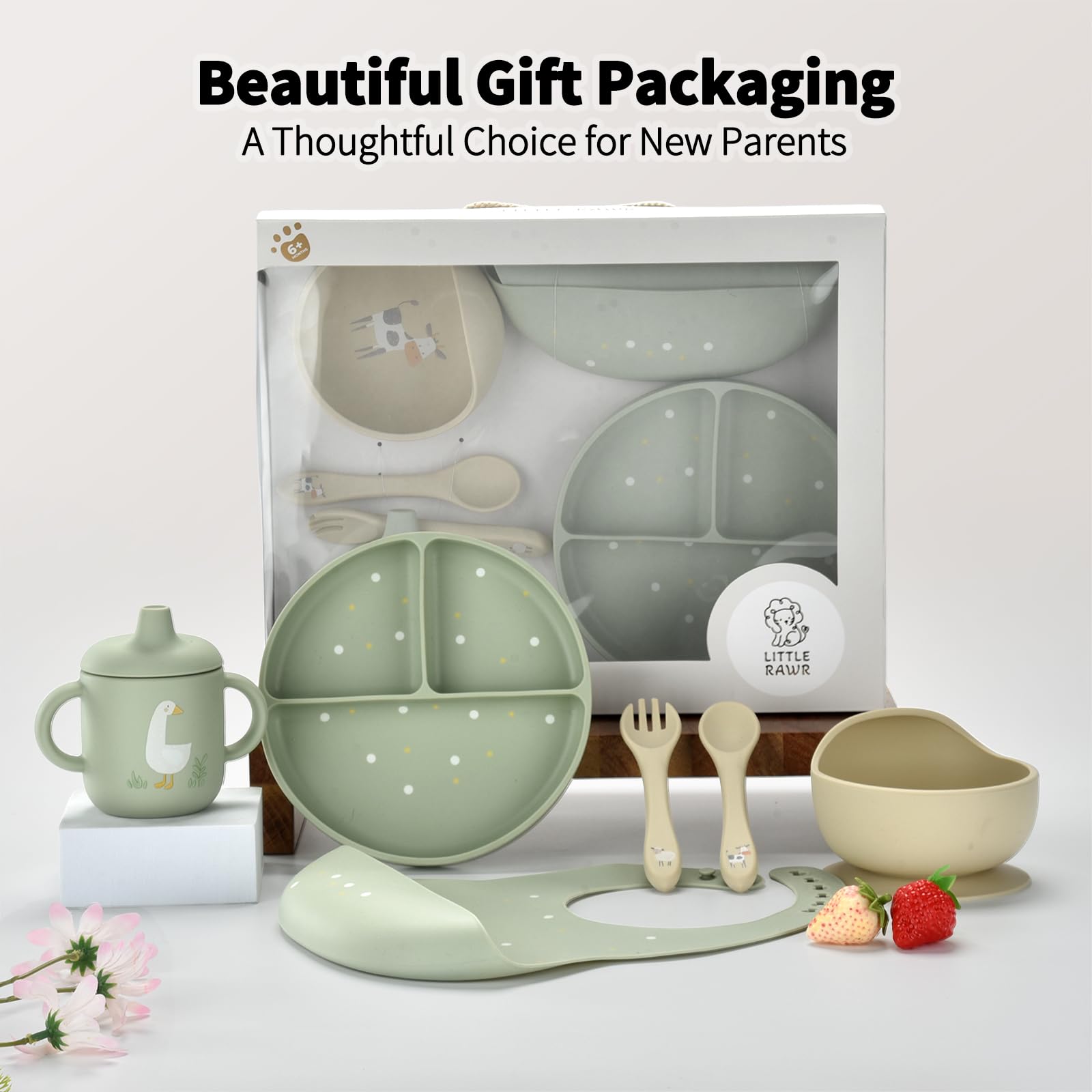 Little Rawr dishwasher-safe feeding set simplifies cleanup after meals.