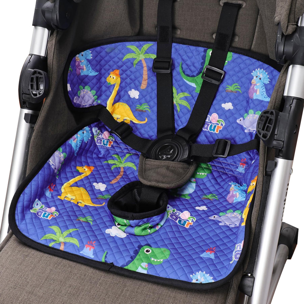 LITTOBEBE blue travel-use piddle pad keeps car clean on trips.