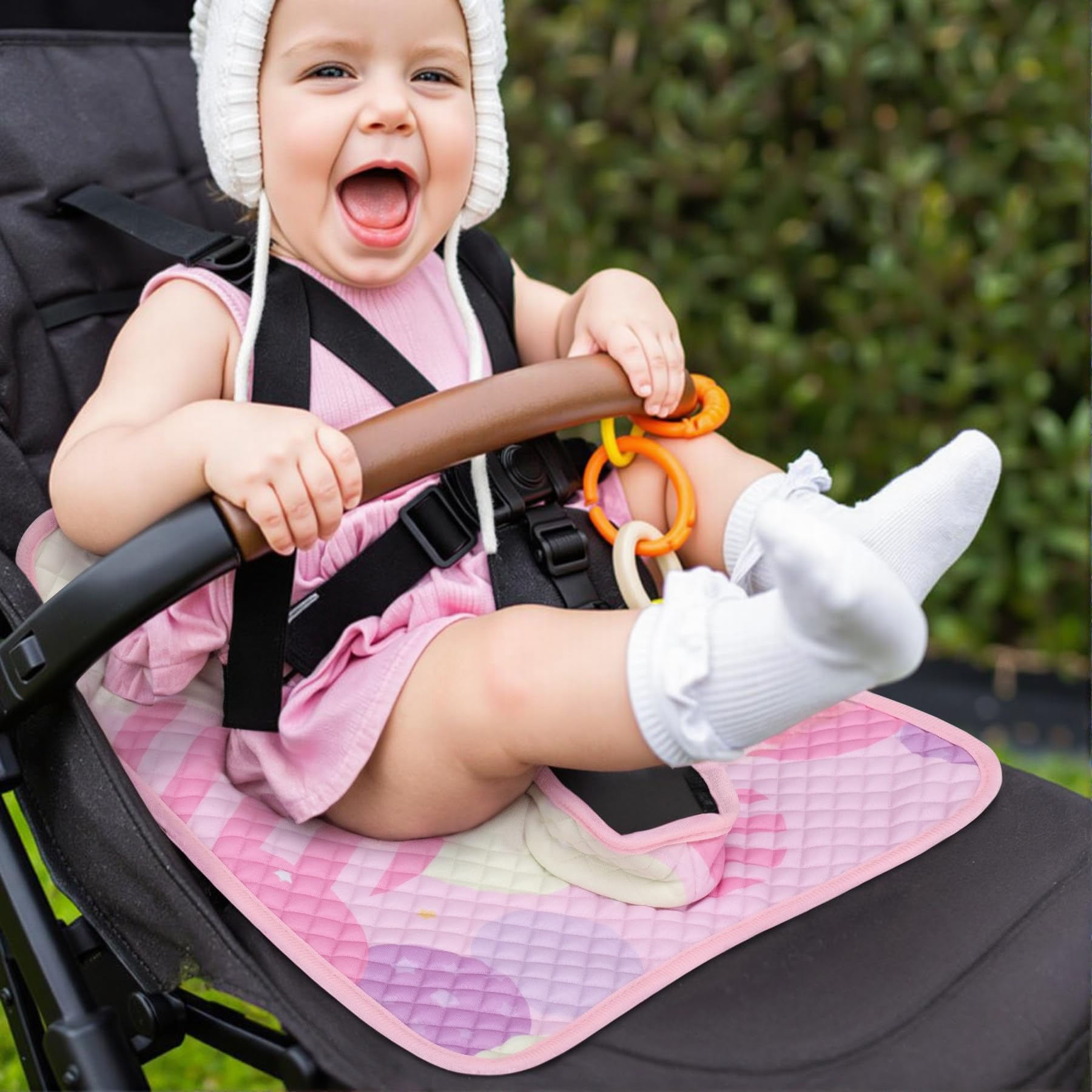 LITTOBEBE waterproof material close-up highlights spill protection for busy families