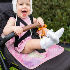 LITTOBEBE waterproof material close-up highlights spill protection for busy families