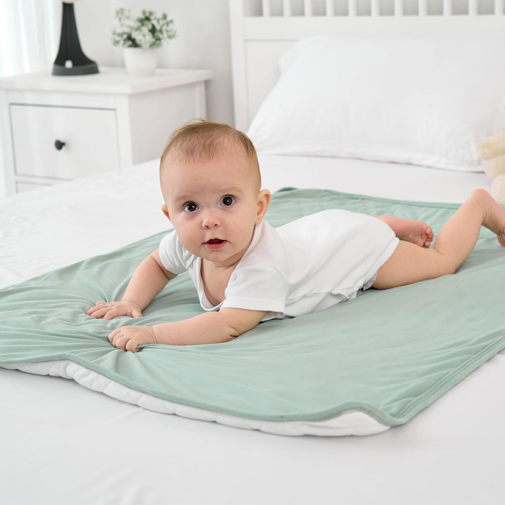 littogoose machine-washable-baby-blanket easy-care that stays soft after many washes.