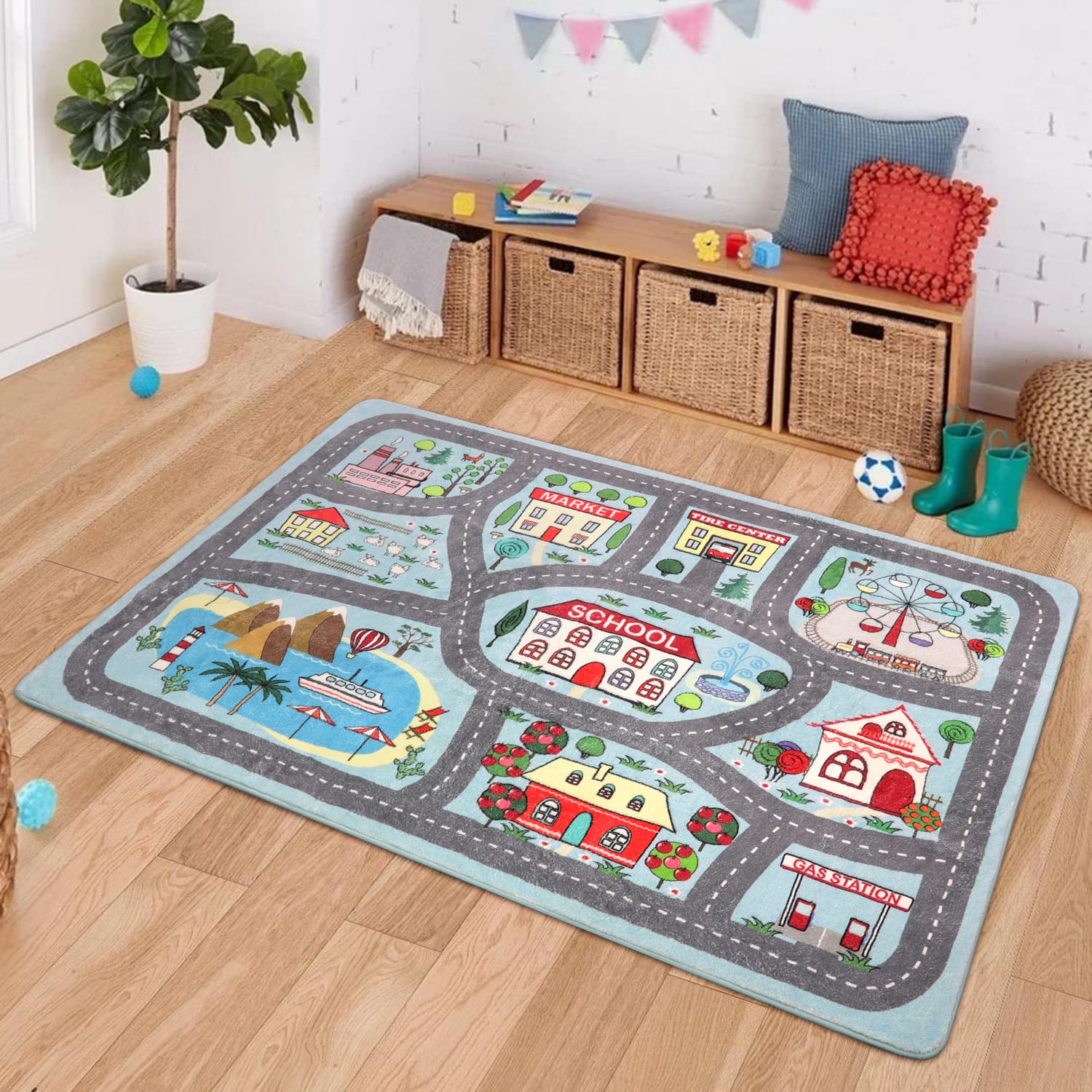 LIVEBOX road rug roll-and-store for convenient picnics and storage
