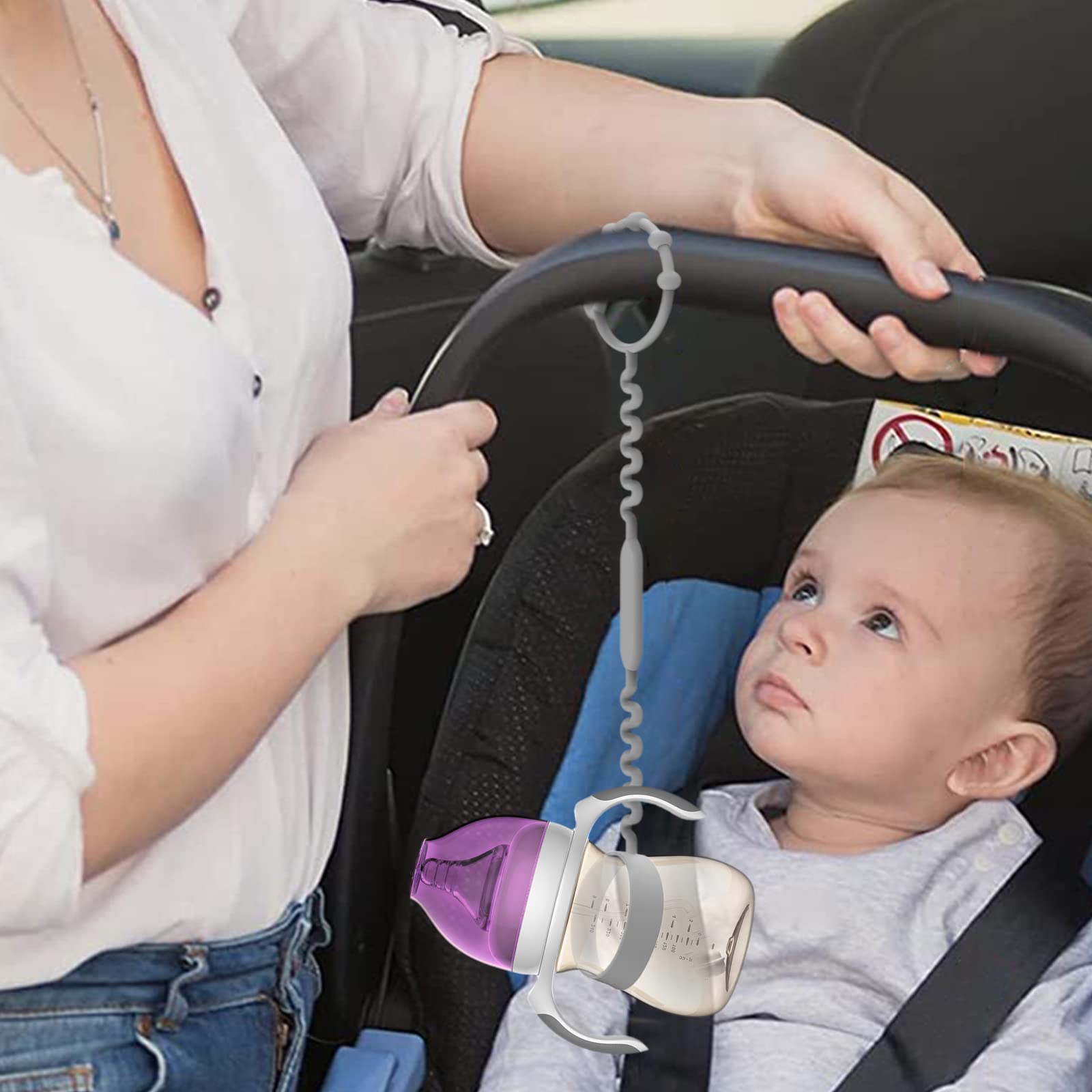 LJOWJVA stroller-attachment keeps cups within reach on outings.