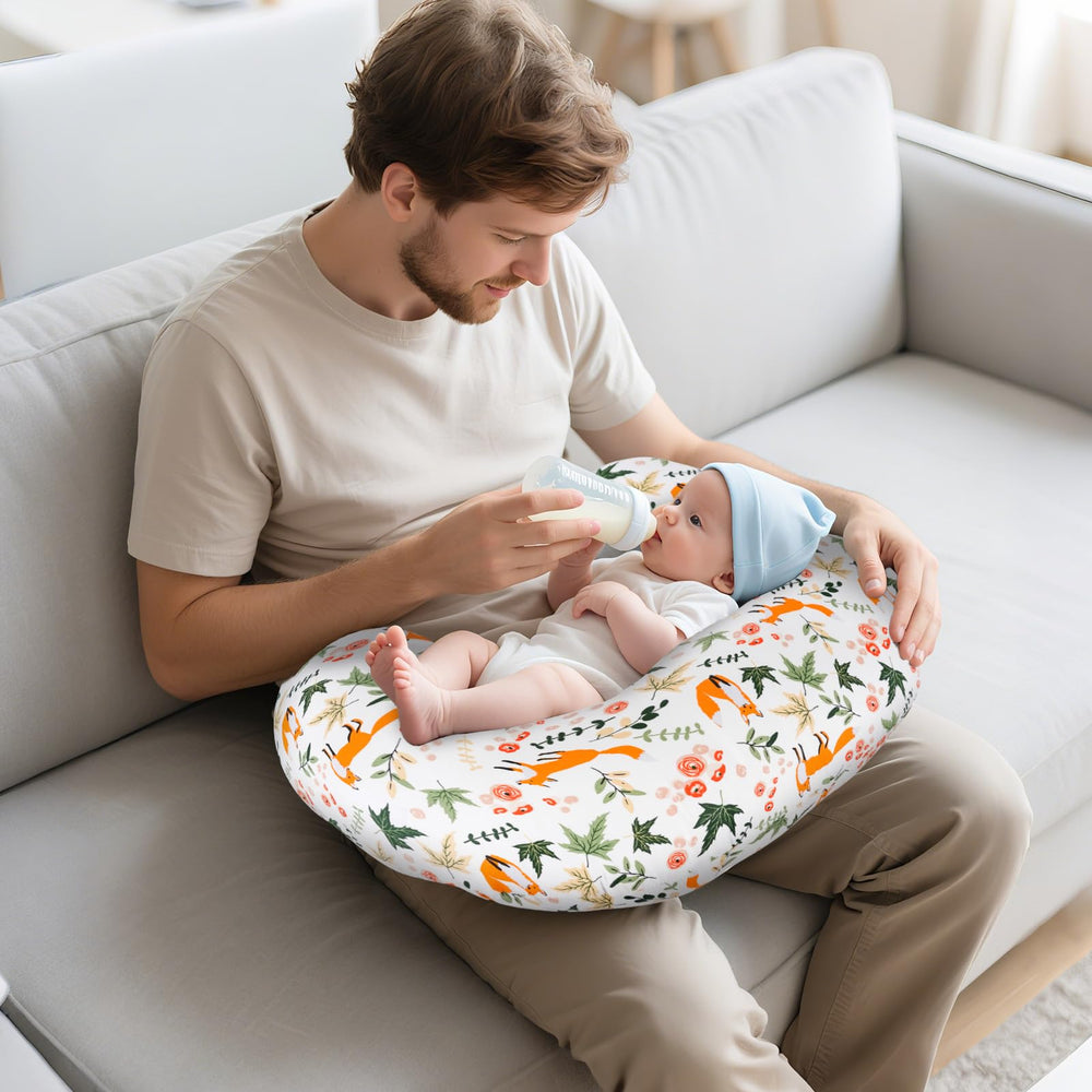 LLCJYYCY hypoallergenic cotton ensures gentle skin contact during feeding.