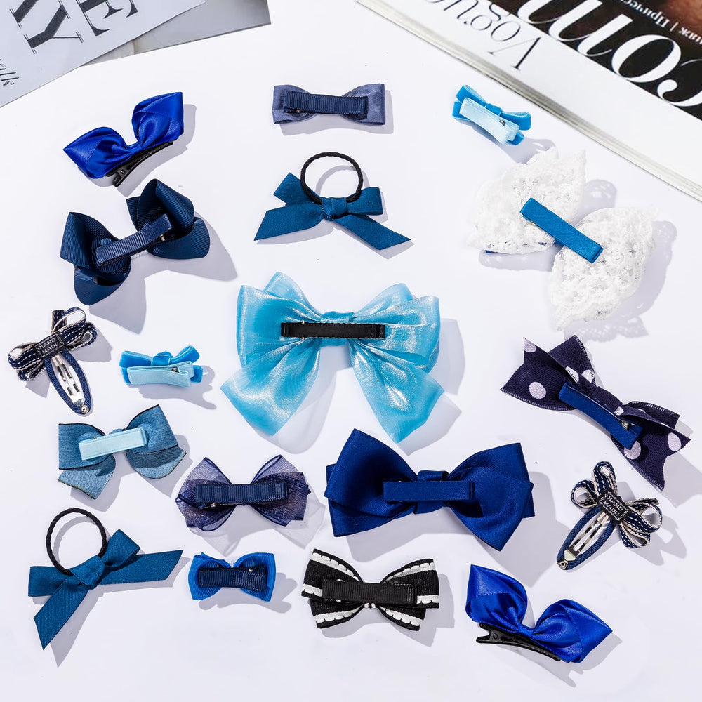 LMYMHMLM gift set presentation of blue hair bows.