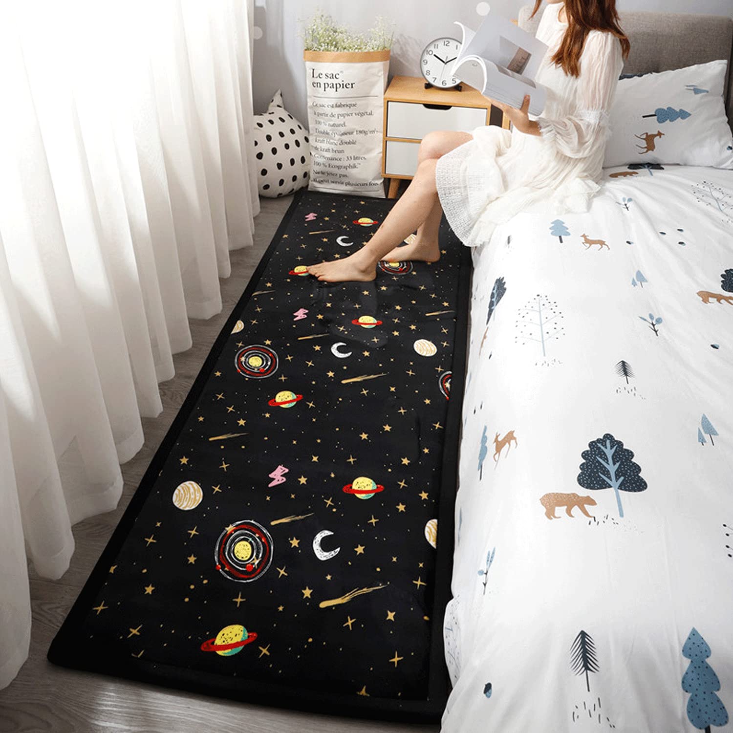 Loartee Coral Velvet Area Rug washable fibers ease cleanup after spills.