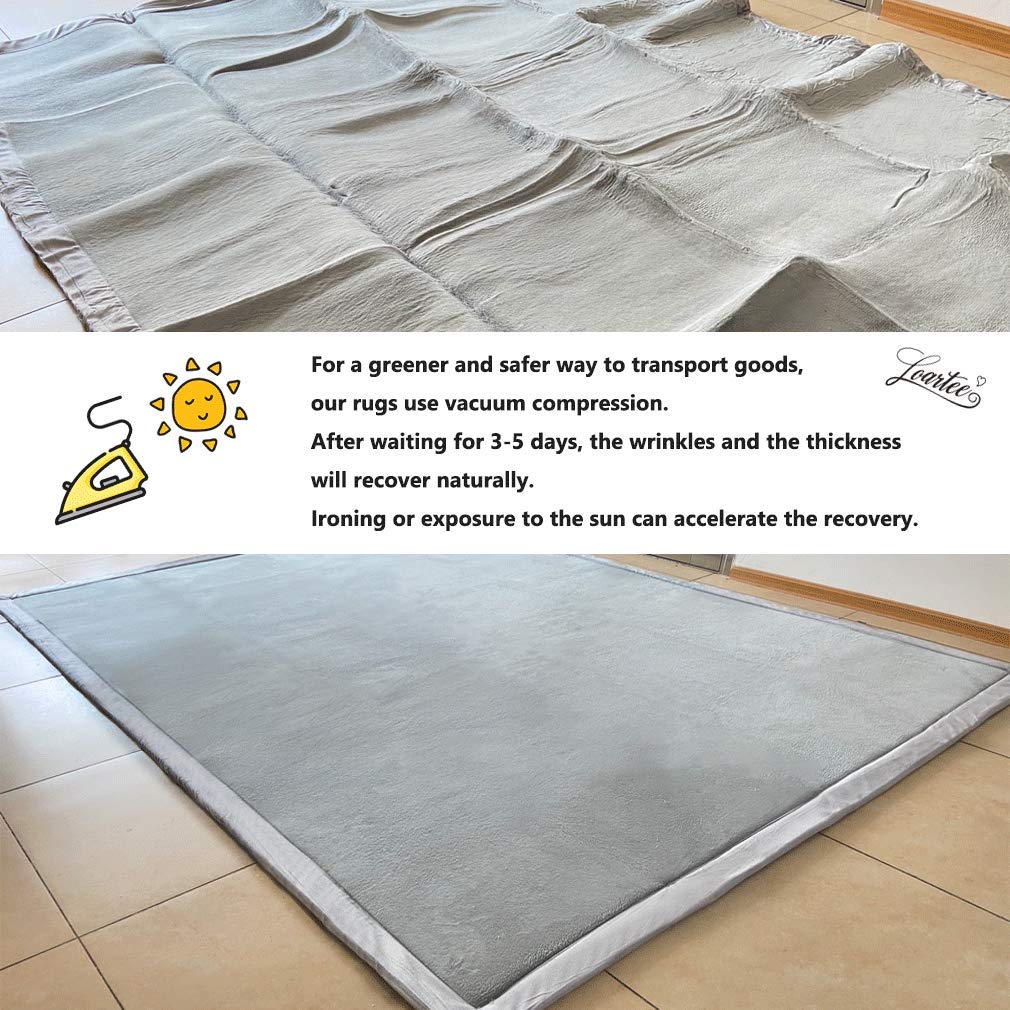 Loartee Coral Velvet Play Mat gray with kids sharing space for cooperative play.