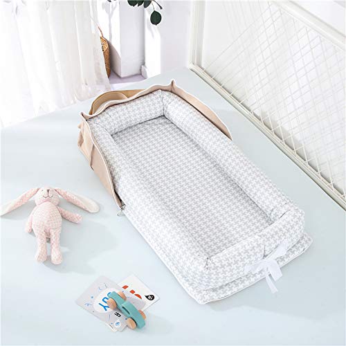 Loevin baby lounger zipper jacket for quick cleaning and care