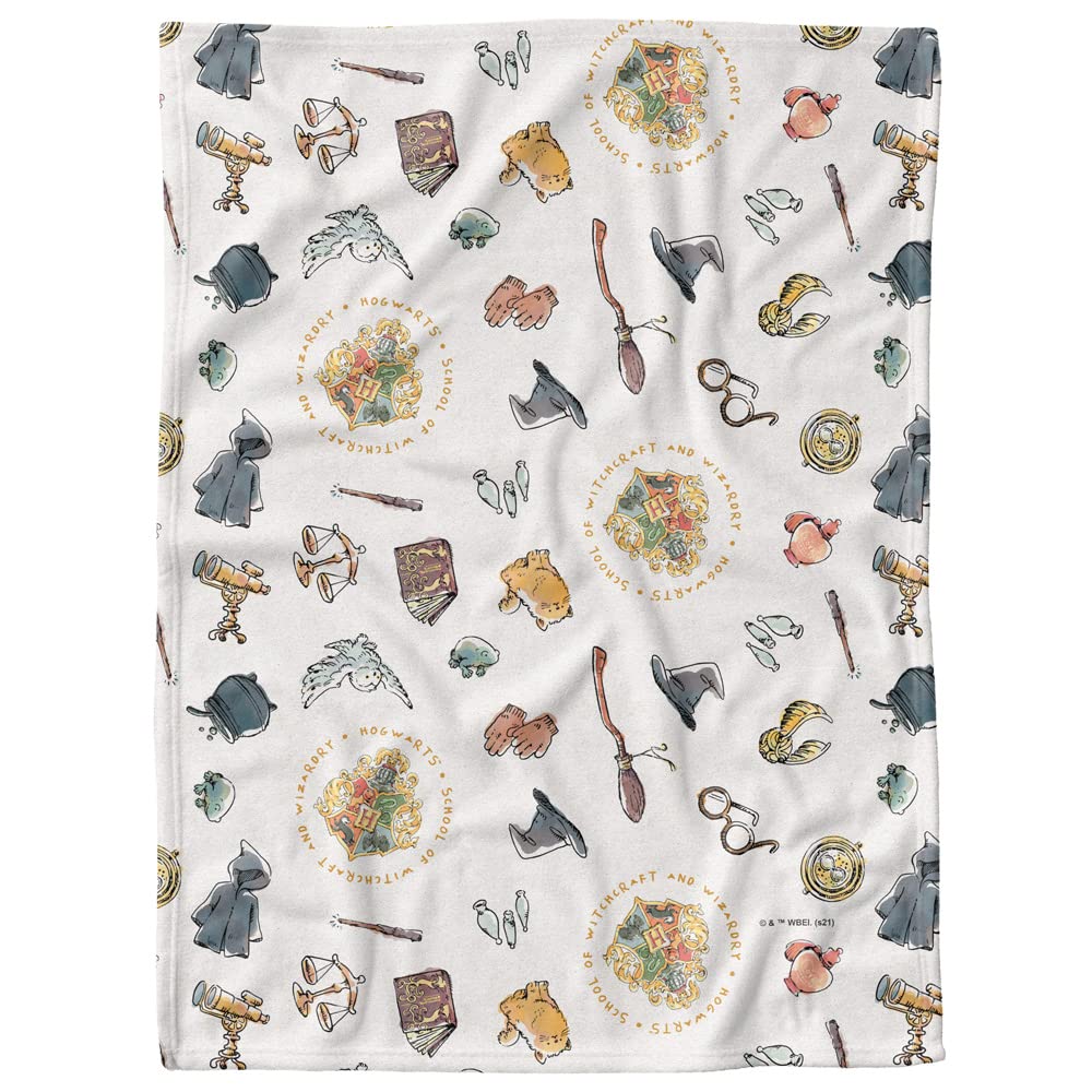 LOGOVISION travel-friendly blanket ideal for car seats and outings.