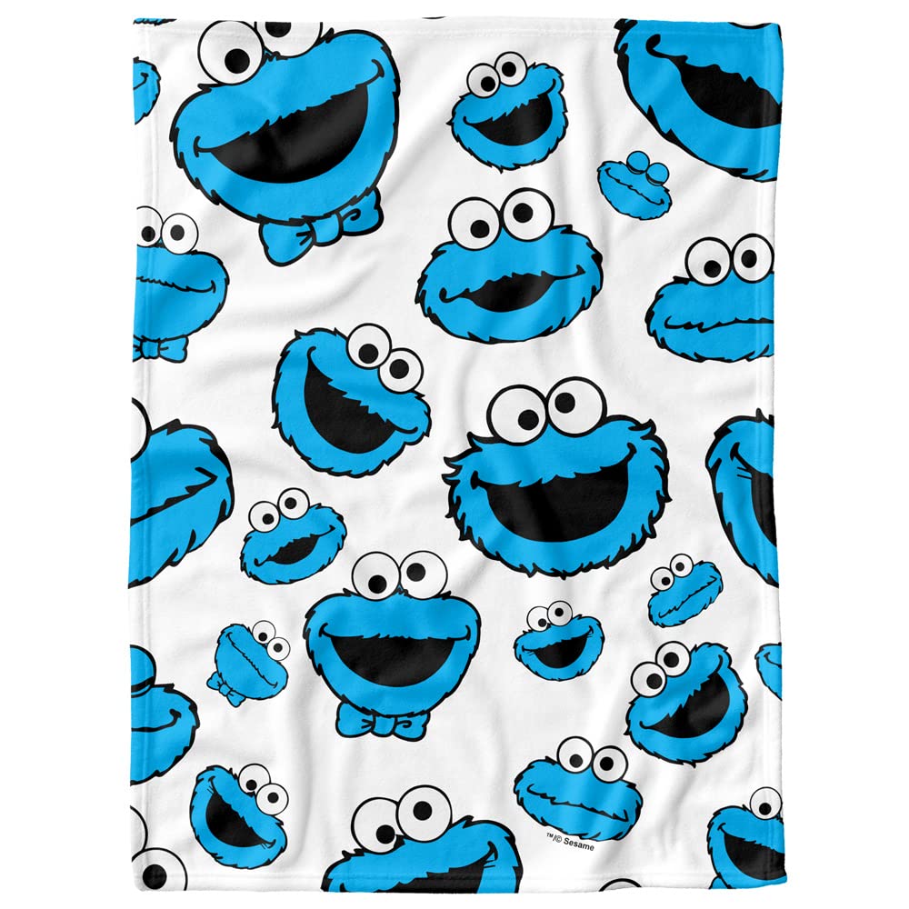 LOGOVISION Sesame Street blanket close-up shows soft texture and one-sided print.
