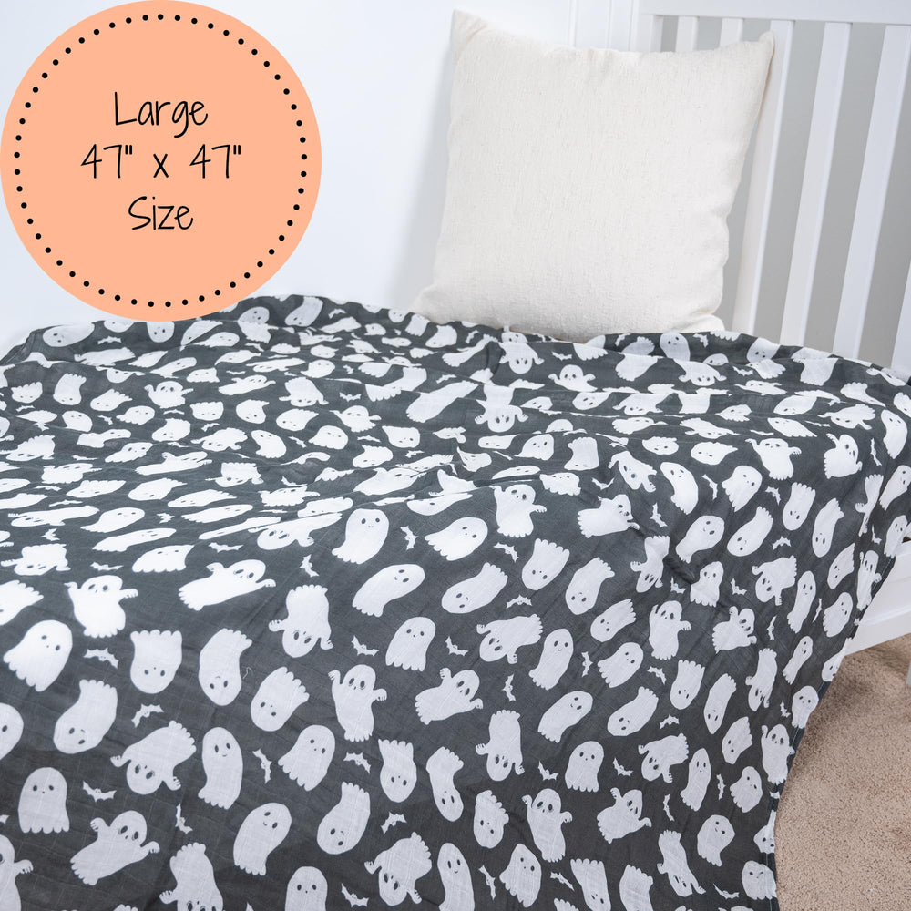 LollyBanks baby blanket fits diaper bag for on-the-go comfort.