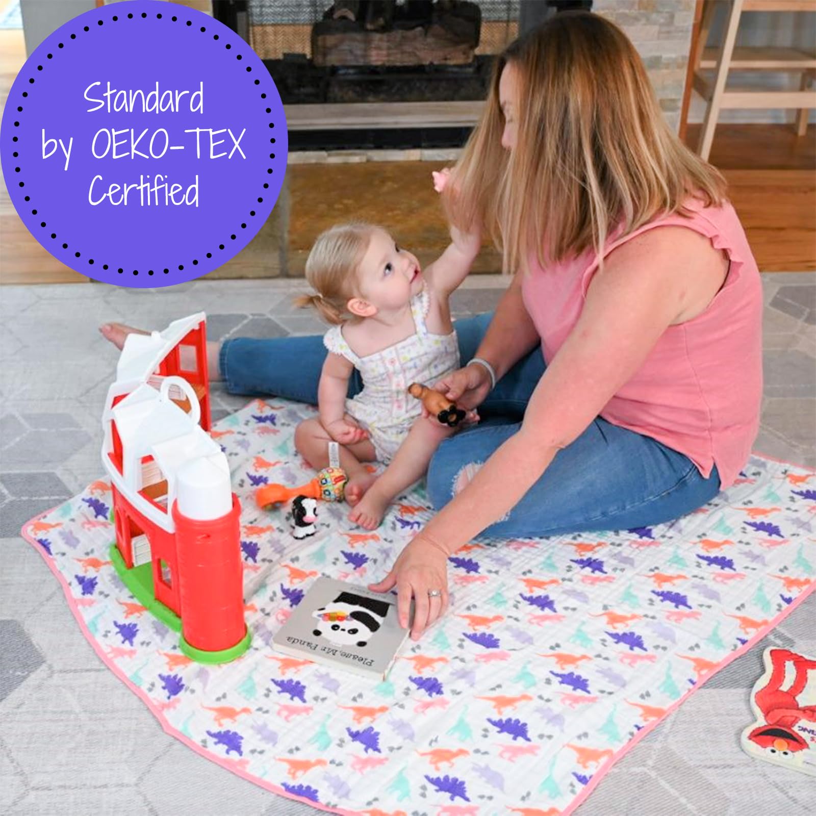 LollyBanks Dino Quilt 6-layer detail highlights durable muslin for lasting comfort.