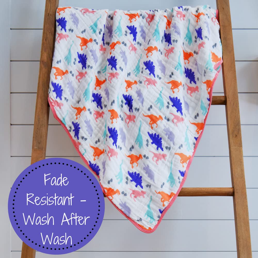 LollyBanks Dino Quilt care label demonstrating machine washable ease.