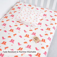LollyBanks machine-washable crib sheet design supports easy cleanup after spills and messes.