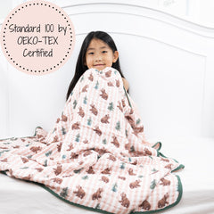 LollyBanks fade-resistant lightweight muslin blanket stays bright after washes.