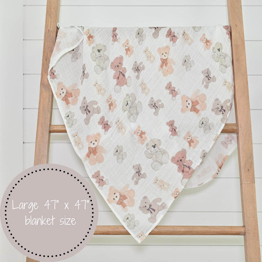 LollyBanks machine-washable swaddle demonstrates easy-care and softness