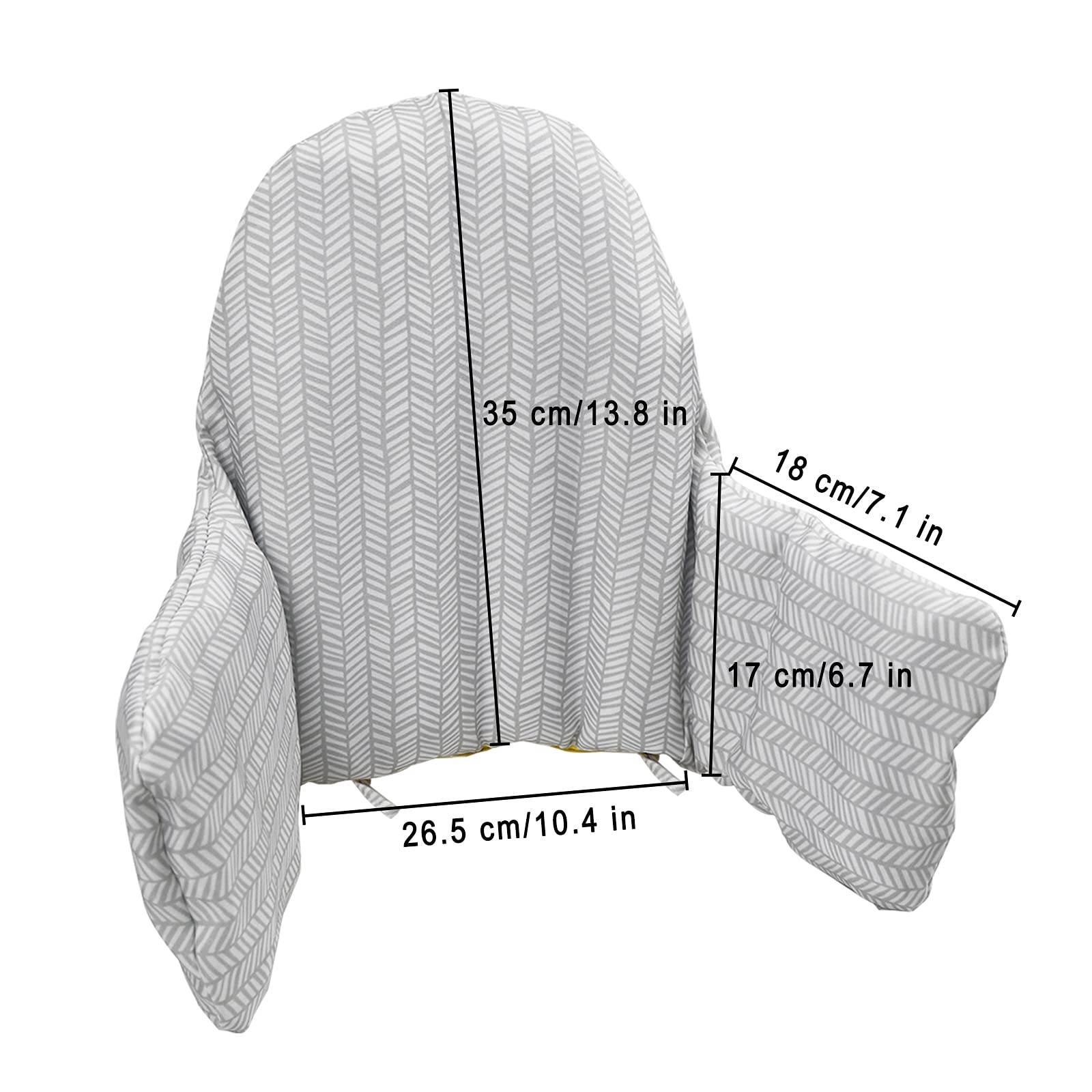 Lomgwumy cushion use promotes cozy seating during feeding times.