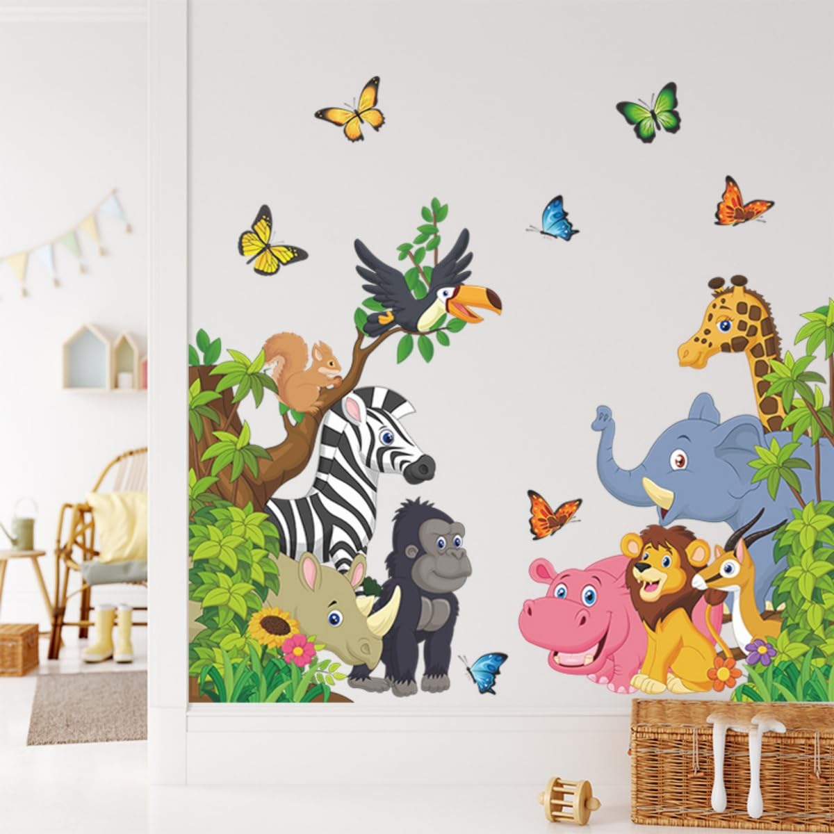 LOONELO Giraffe wall sticker adds a vibrant woodland vibe for a playful playroom