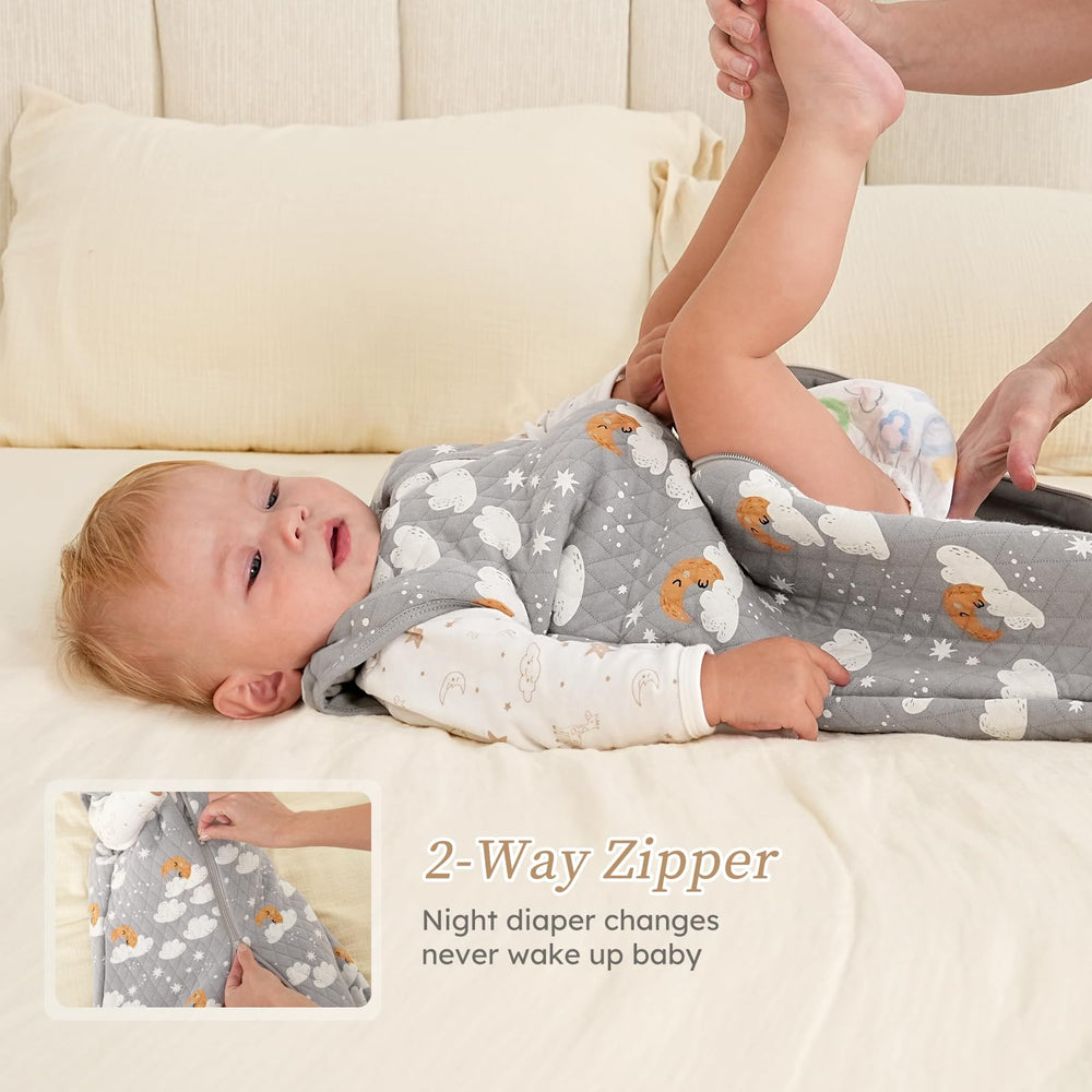 Looxii Baby Sleep Sack quilted pattern provides even warmth and durability.