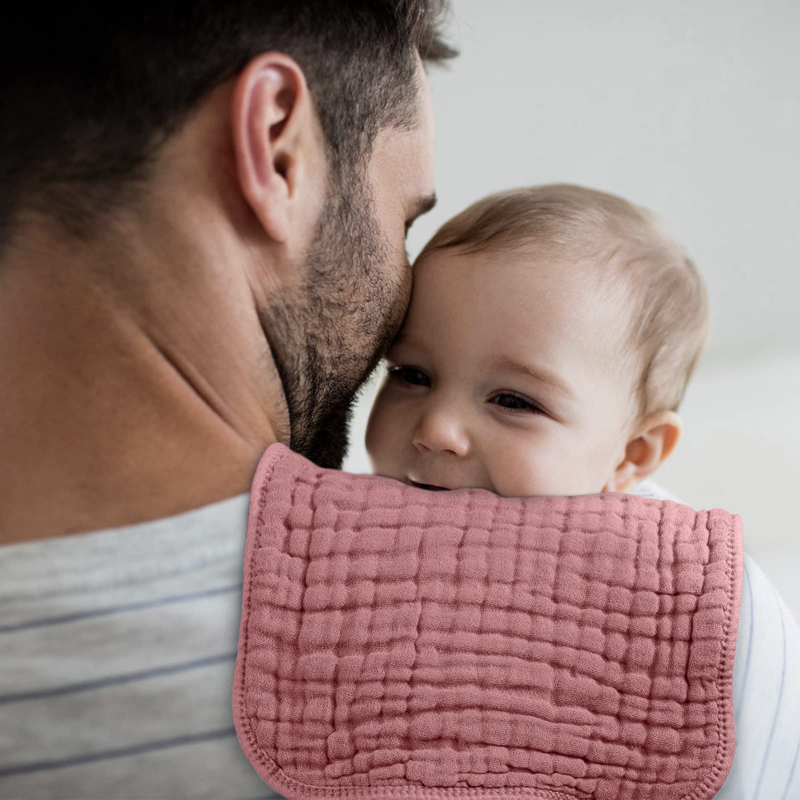 Looxii burp cloths baby-safe muslin fabric ensures gentle skin contact.
