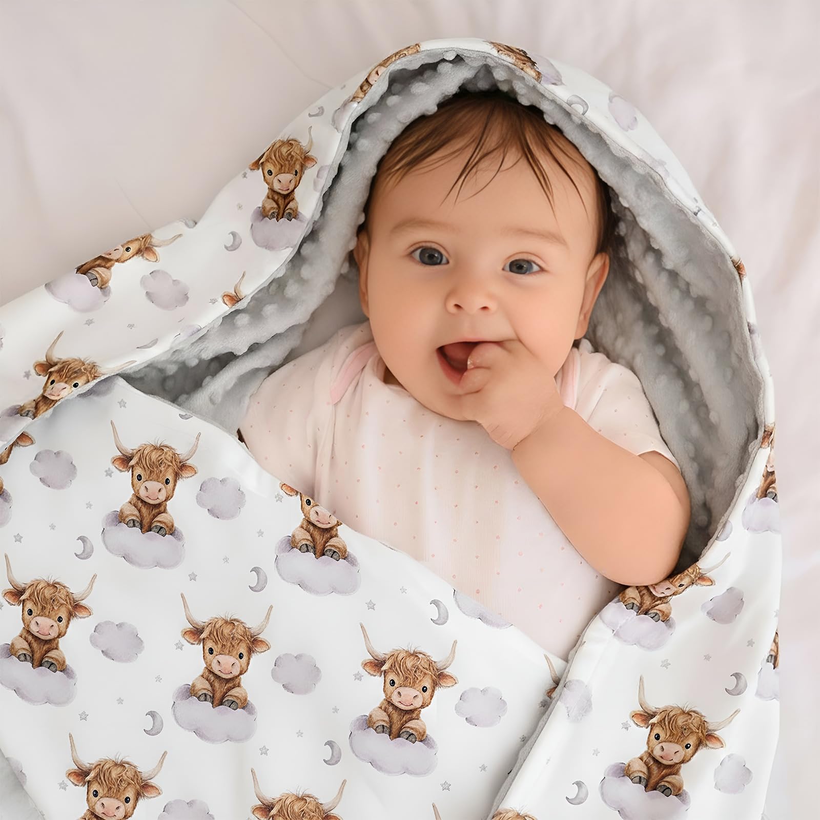 Lounsweer Highland Cow baby blanket travel-ready for car seats and strollers.