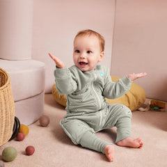 Love to Dream 2-in-1 feet feature close-up for warmth flexibility.